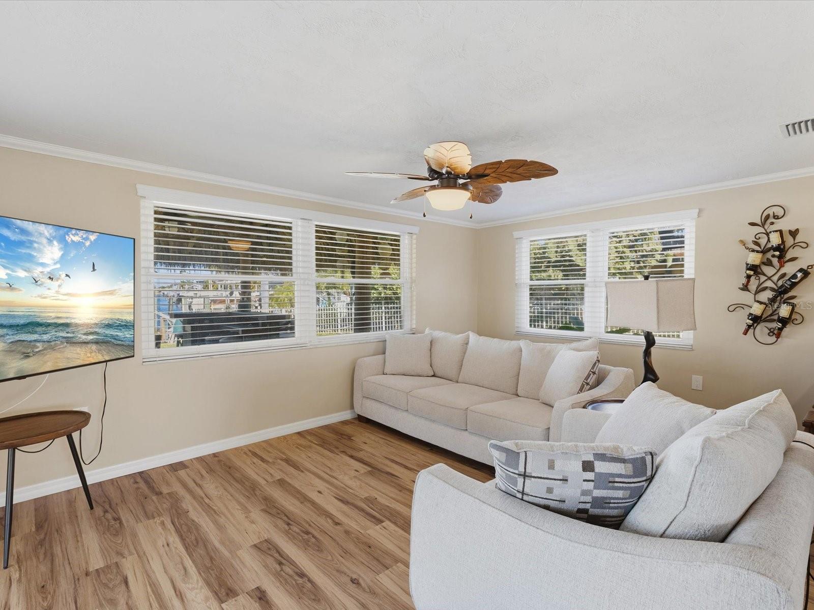 Listing photo id 2 for 4941 Galleon Court