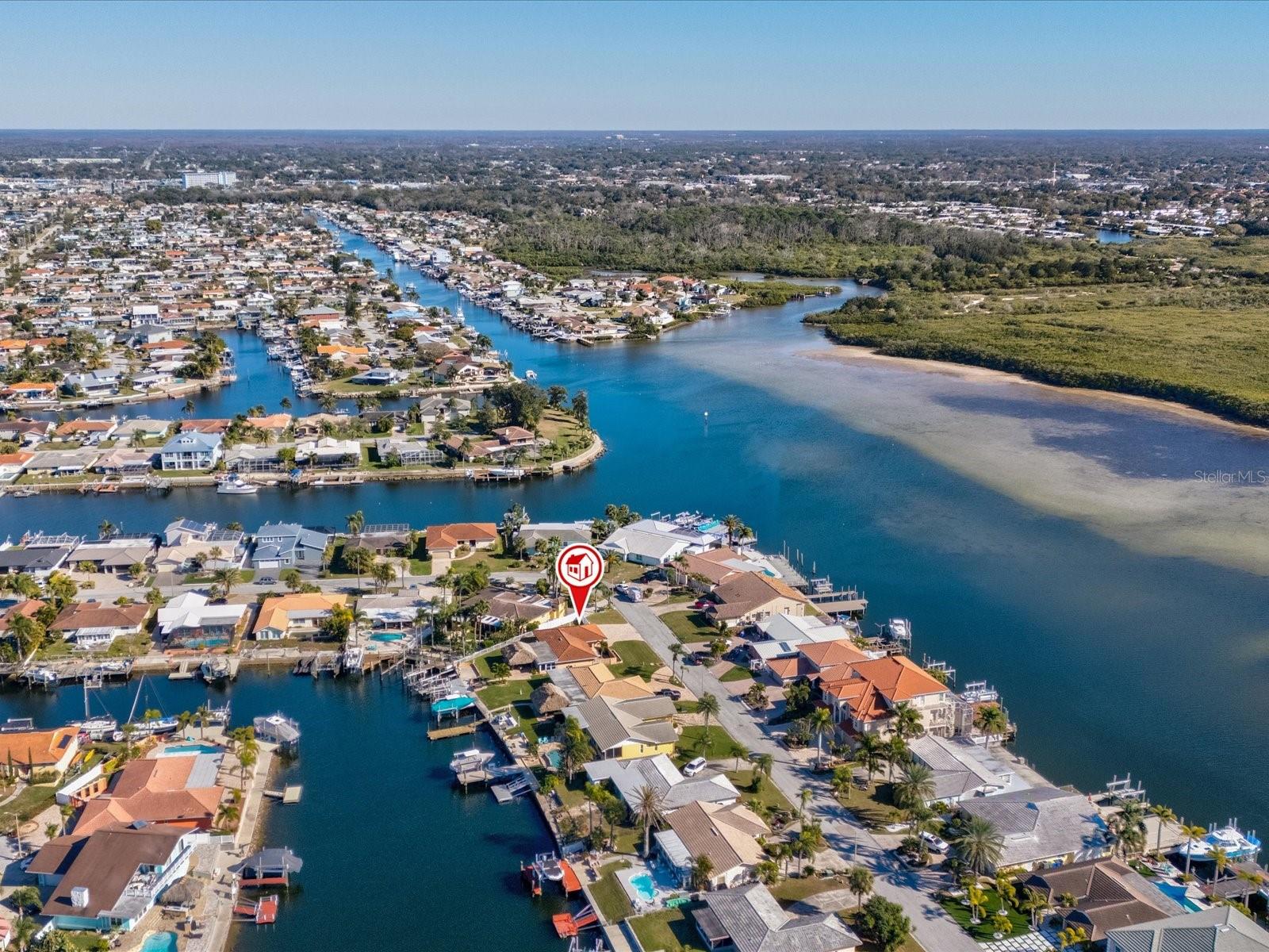 Listing photo id 38 for 4941 Galleon Court