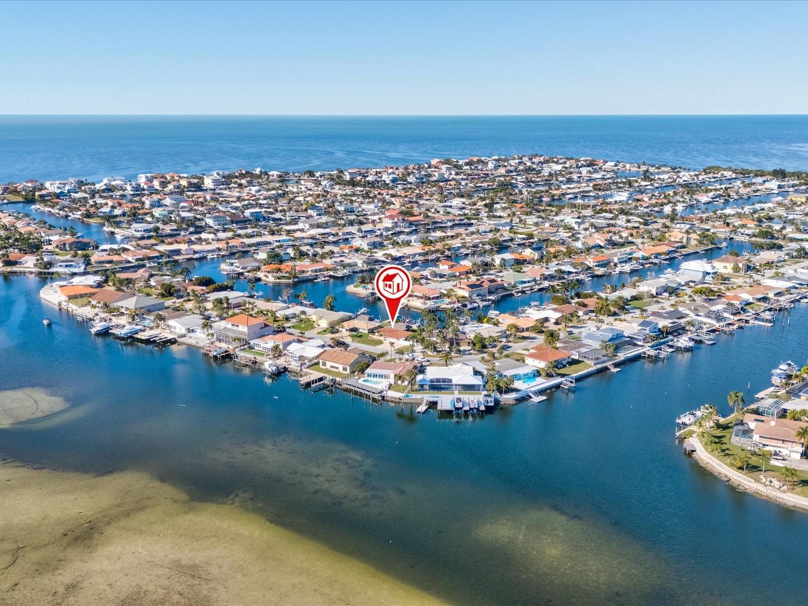 Listing photo id 40 for 4941 Galleon Court