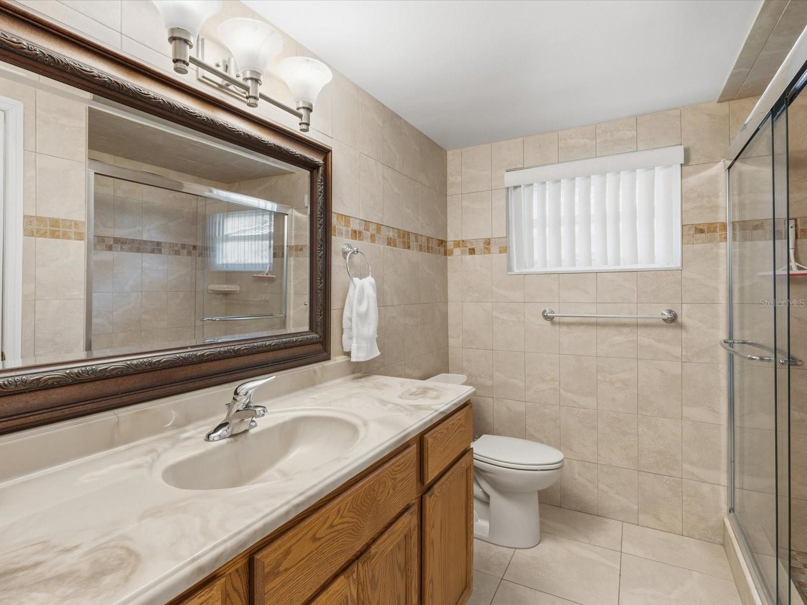 Listing photo id 3 for 4941 Galleon Court