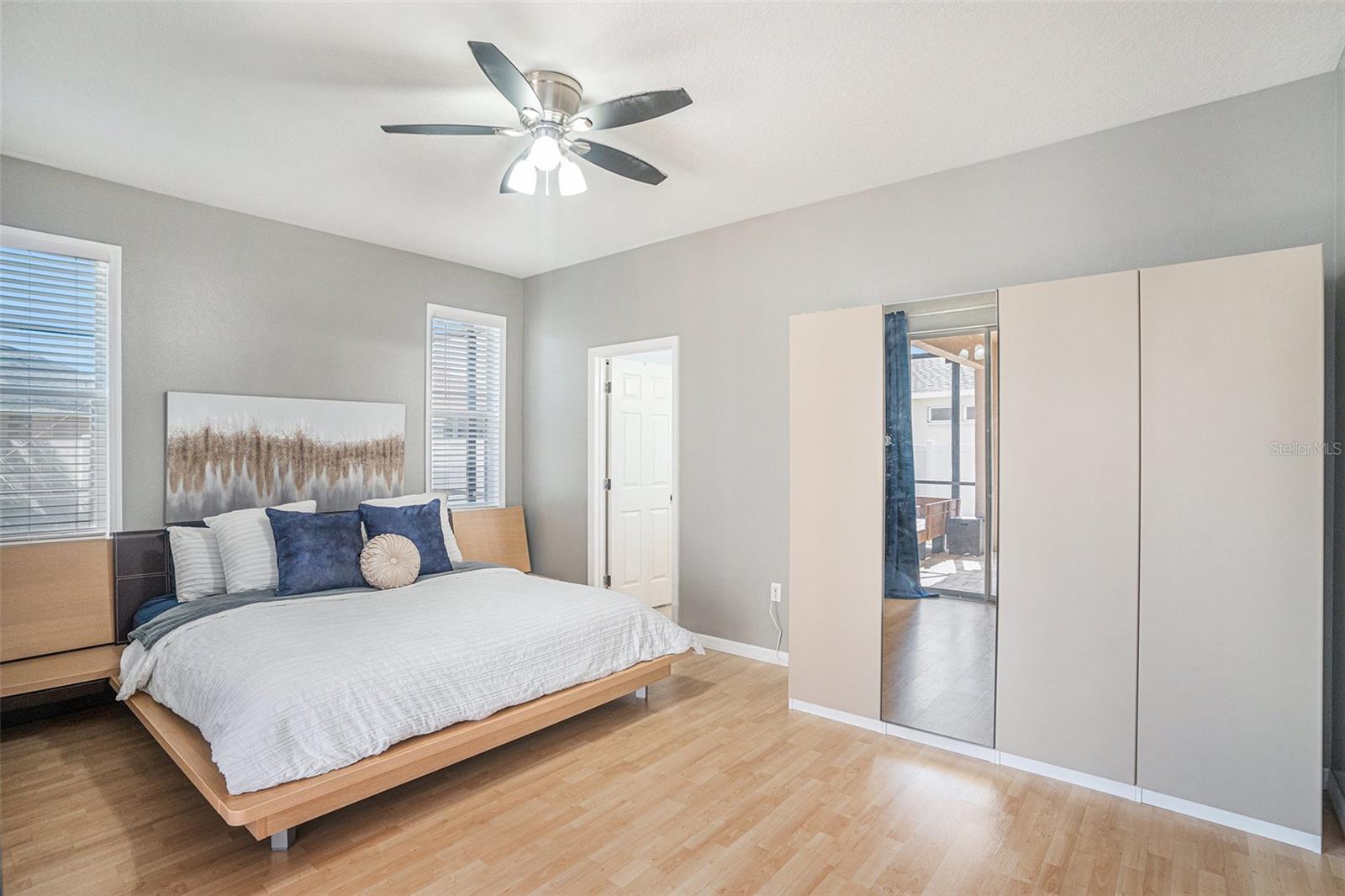 Image 6 of 14 For 1135 Millbrook Circle