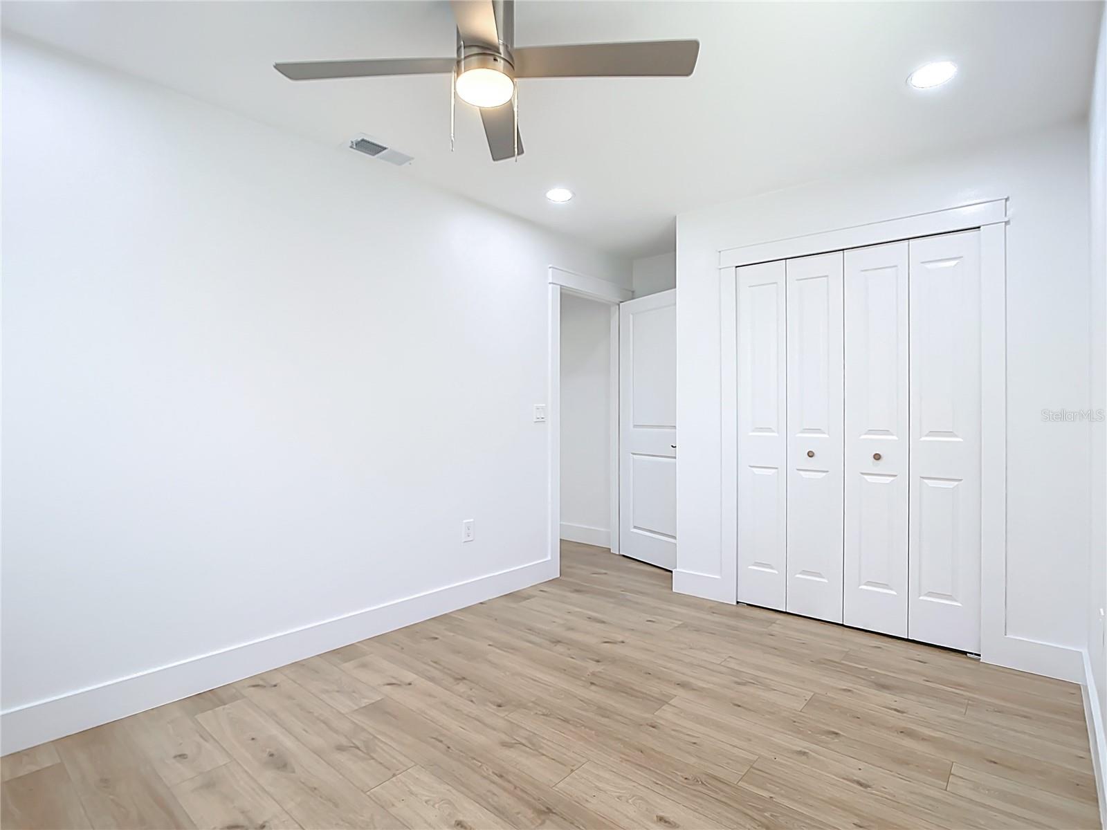 Image 16 of 38 For 7341 Hart Street