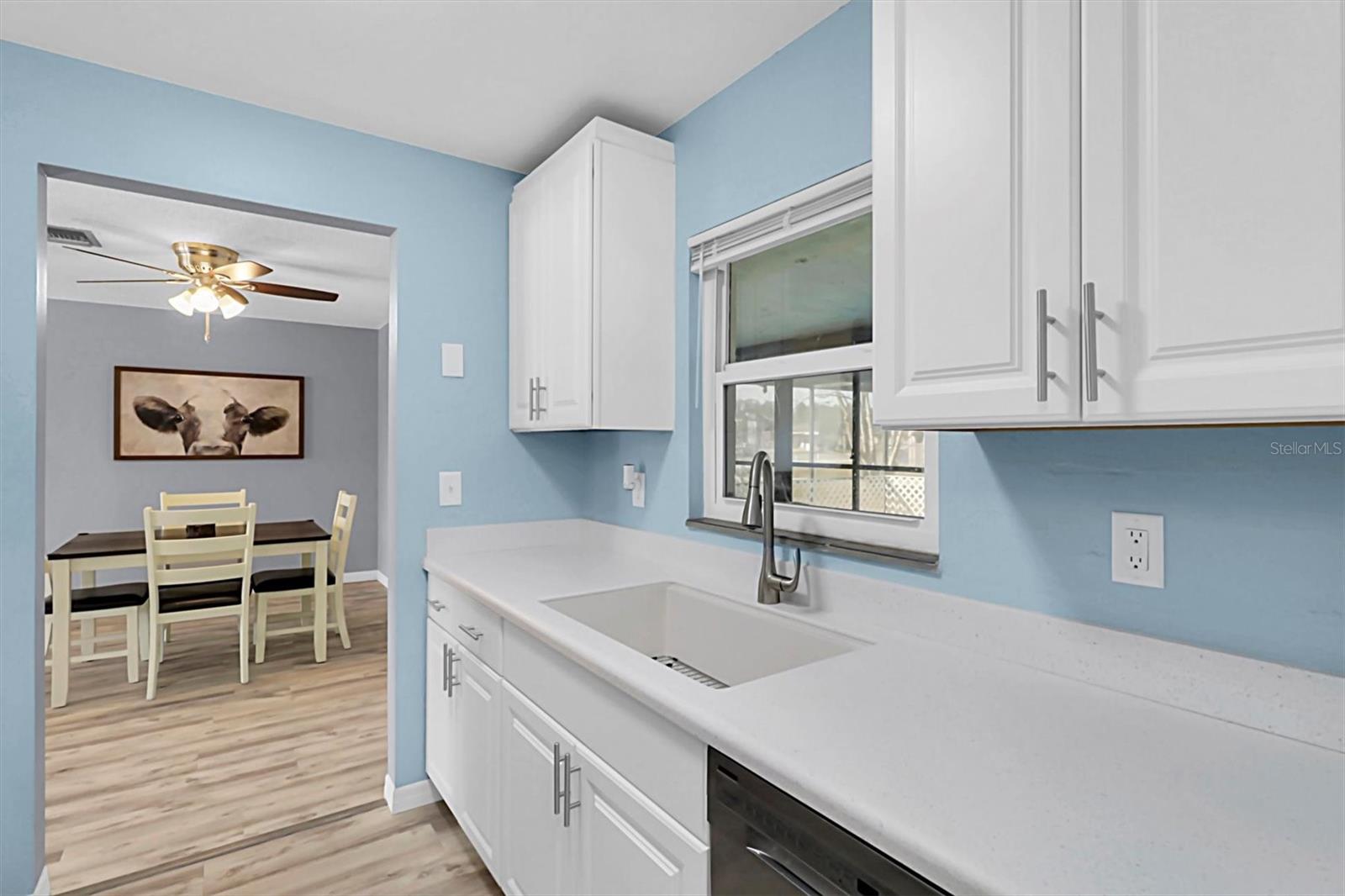 Image 10 of 41 For 3409 Plaza Avenue