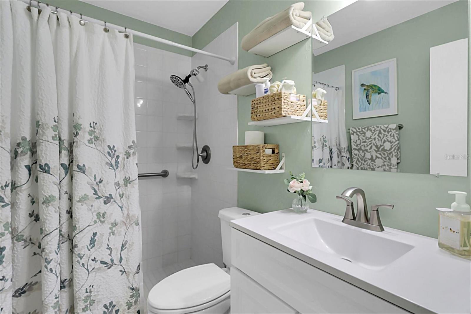 Image 15 of 41 For 3409 Plaza Avenue