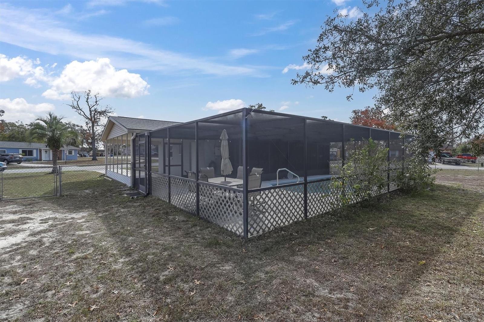 Image 40 of 41 For 3409 Plaza Avenue