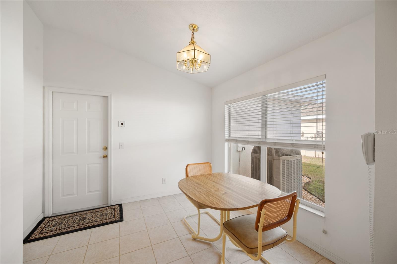 Image 17 of 44 For 12903 Lake Ventana Drive