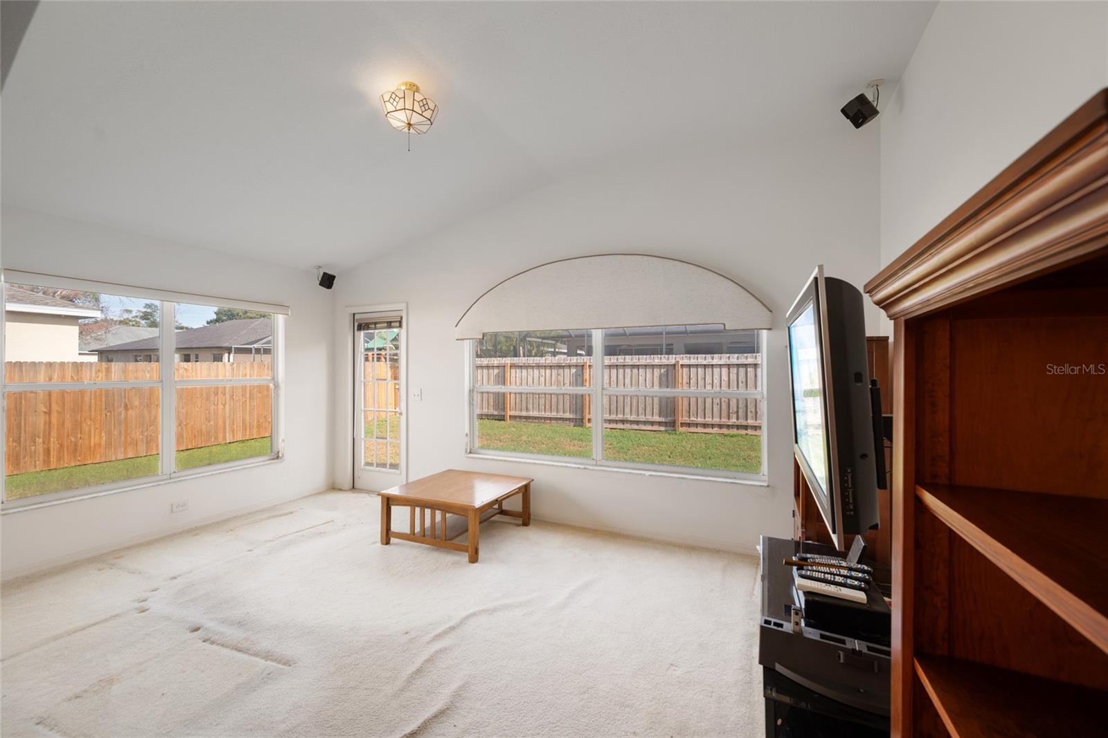 Image 19 of 44 For 12903 Lake Ventana Drive