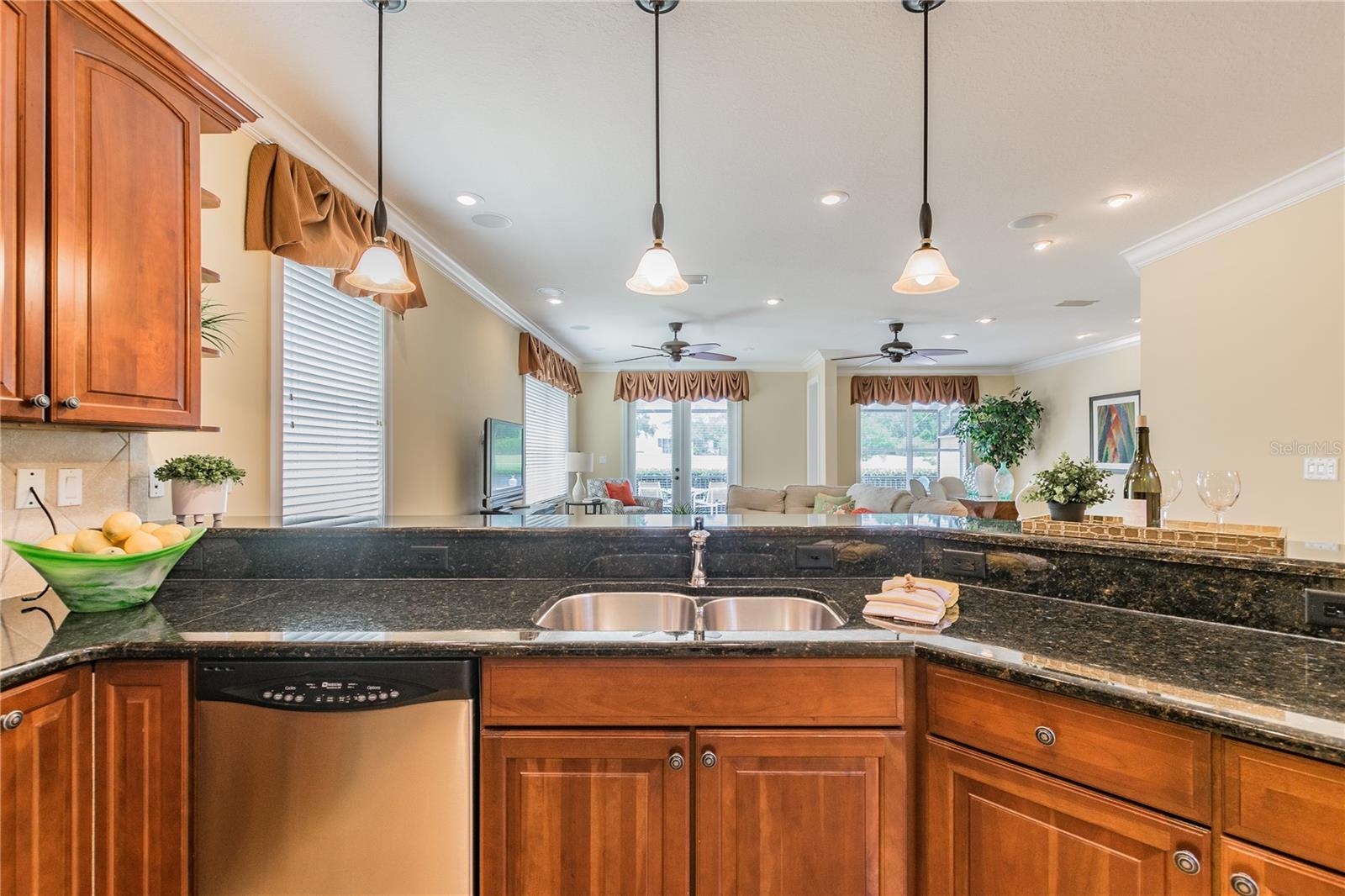 Image 13 of 44 For 13920 Clubhouse Drive