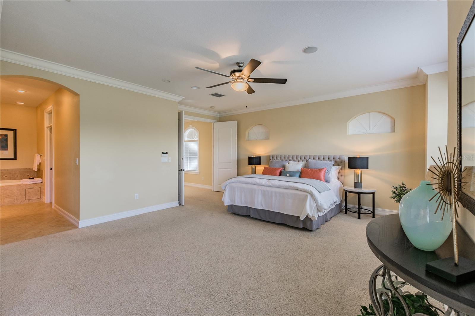 Image 18 of 44 For 13920 Clubhouse Drive