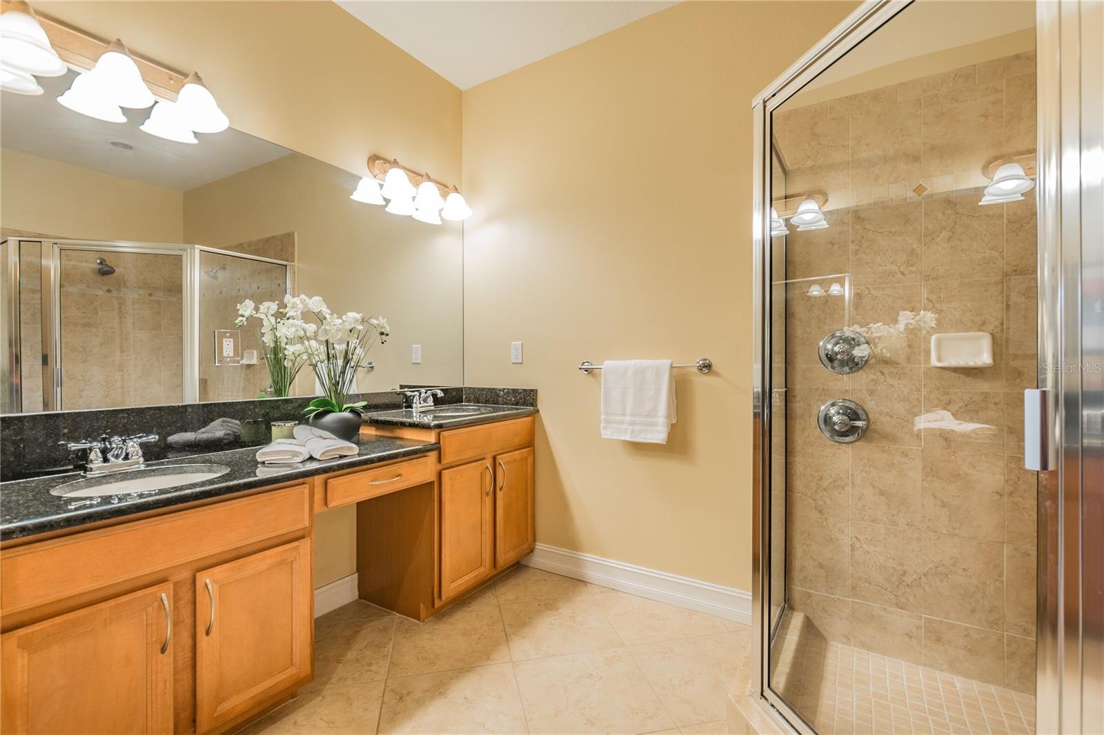 Image 29 of 44 For 13920 Clubhouse Drive