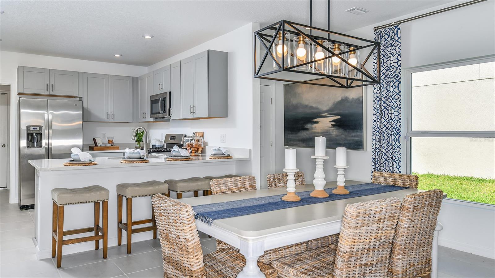 Image 11 of 17 For 13709 Shellmore Avenue