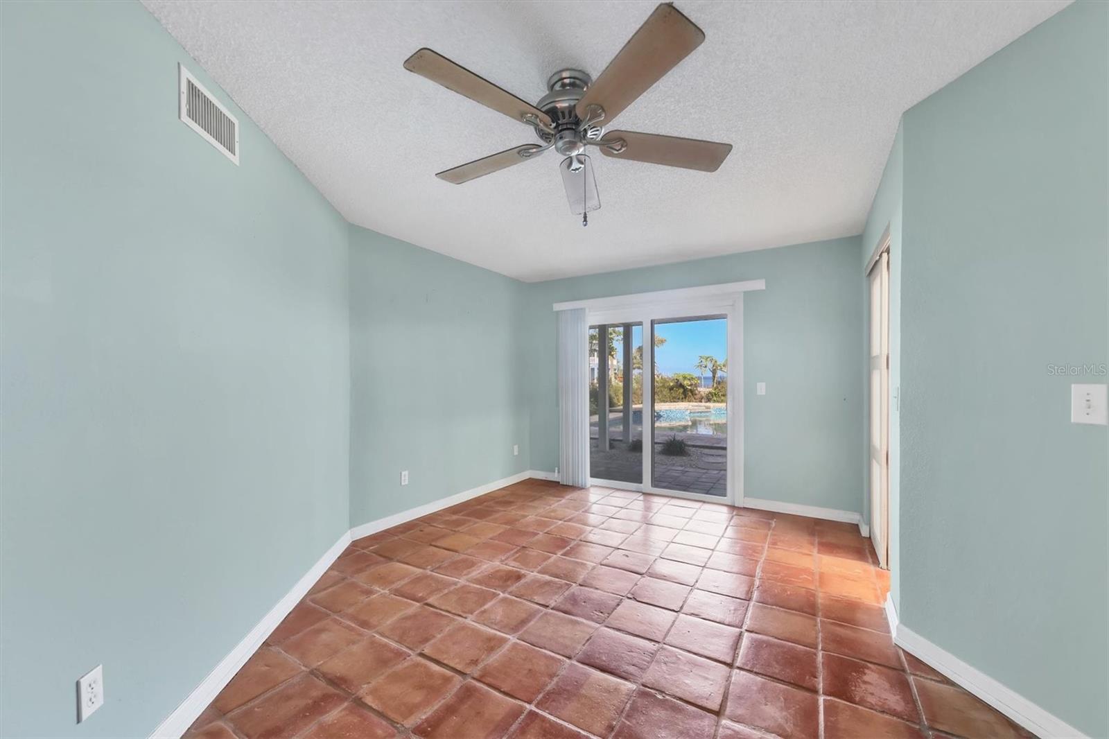 Image 26 of 60 For 3601 Coquina Key Drive Se