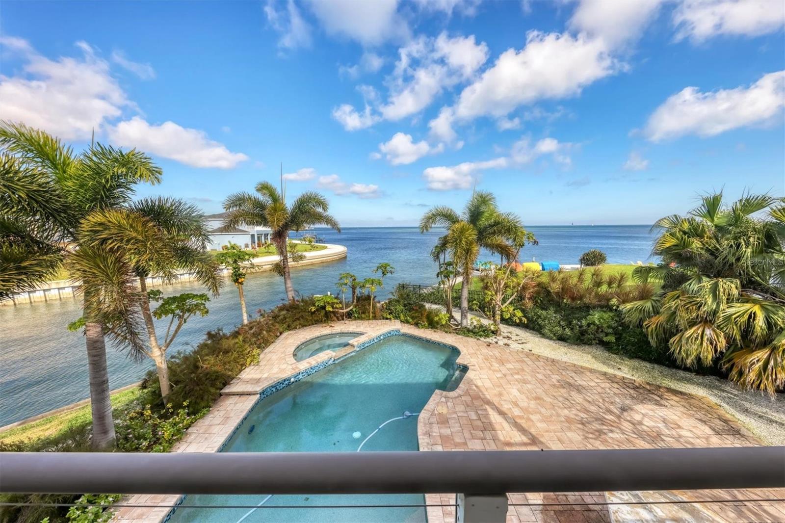 Image 36 of 60 For 3601 Coquina Key Drive Se