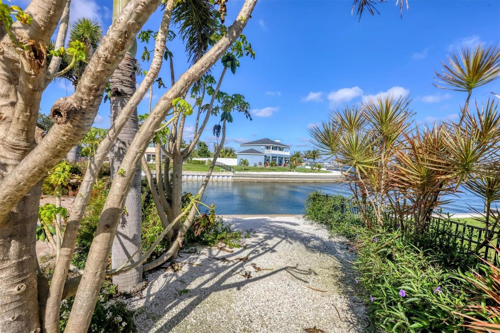 Image 48 of 60 For 3601 Coquina Key Drive Se
