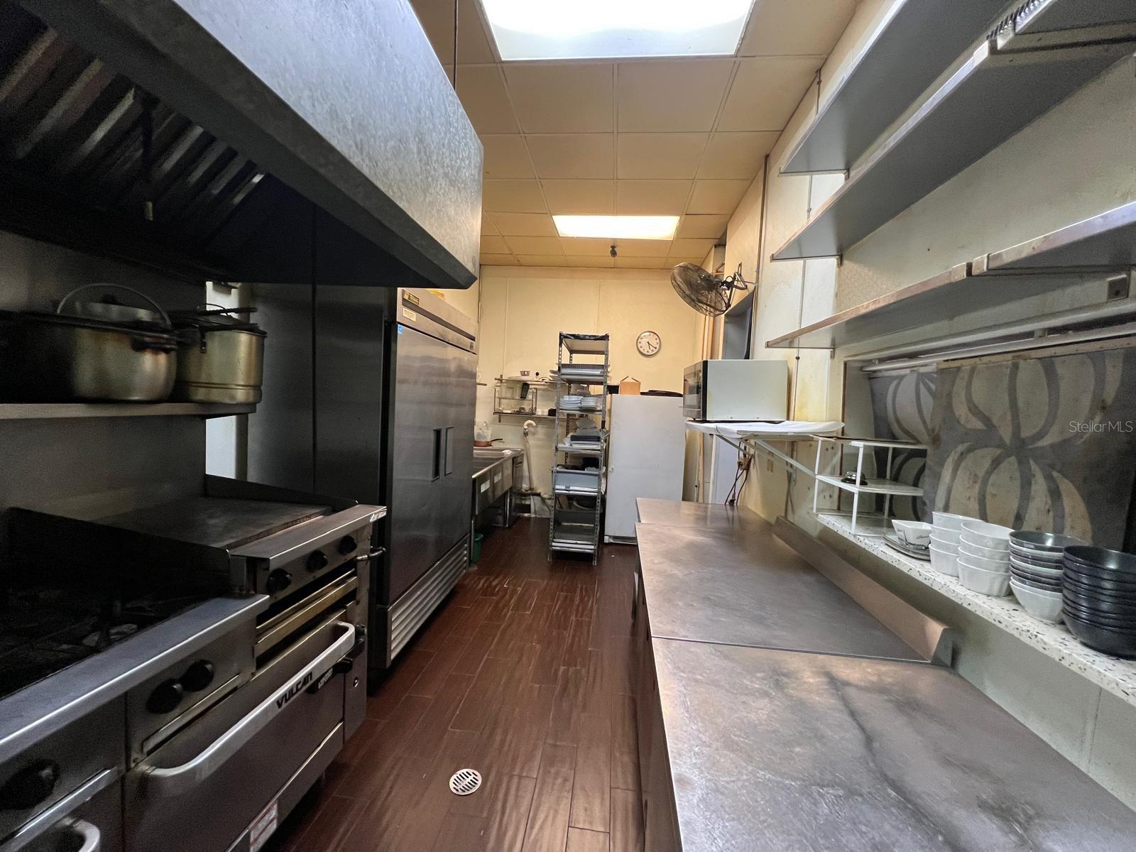 Image 10 of 19 For 301 Platt Street C