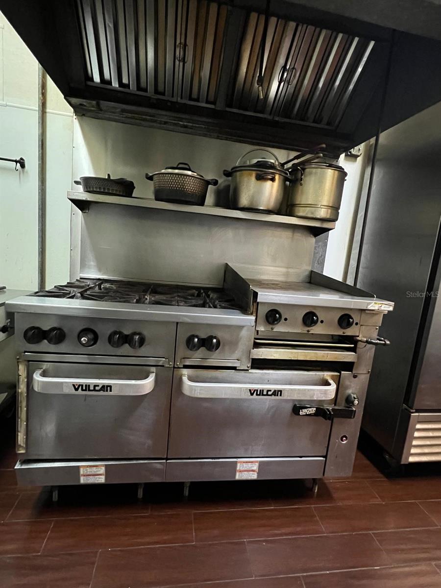 Image 8 of 19 For 301 Platt Street C