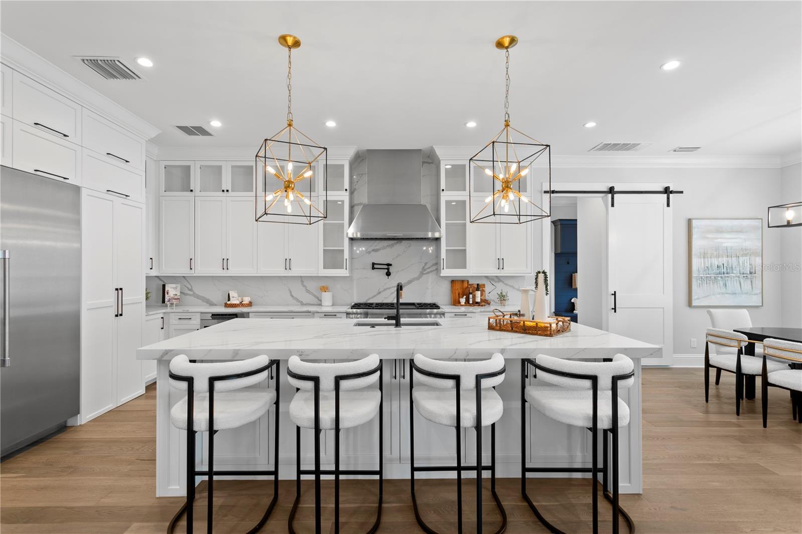 Image 20 of 65 For 4614 Lowell Avenue