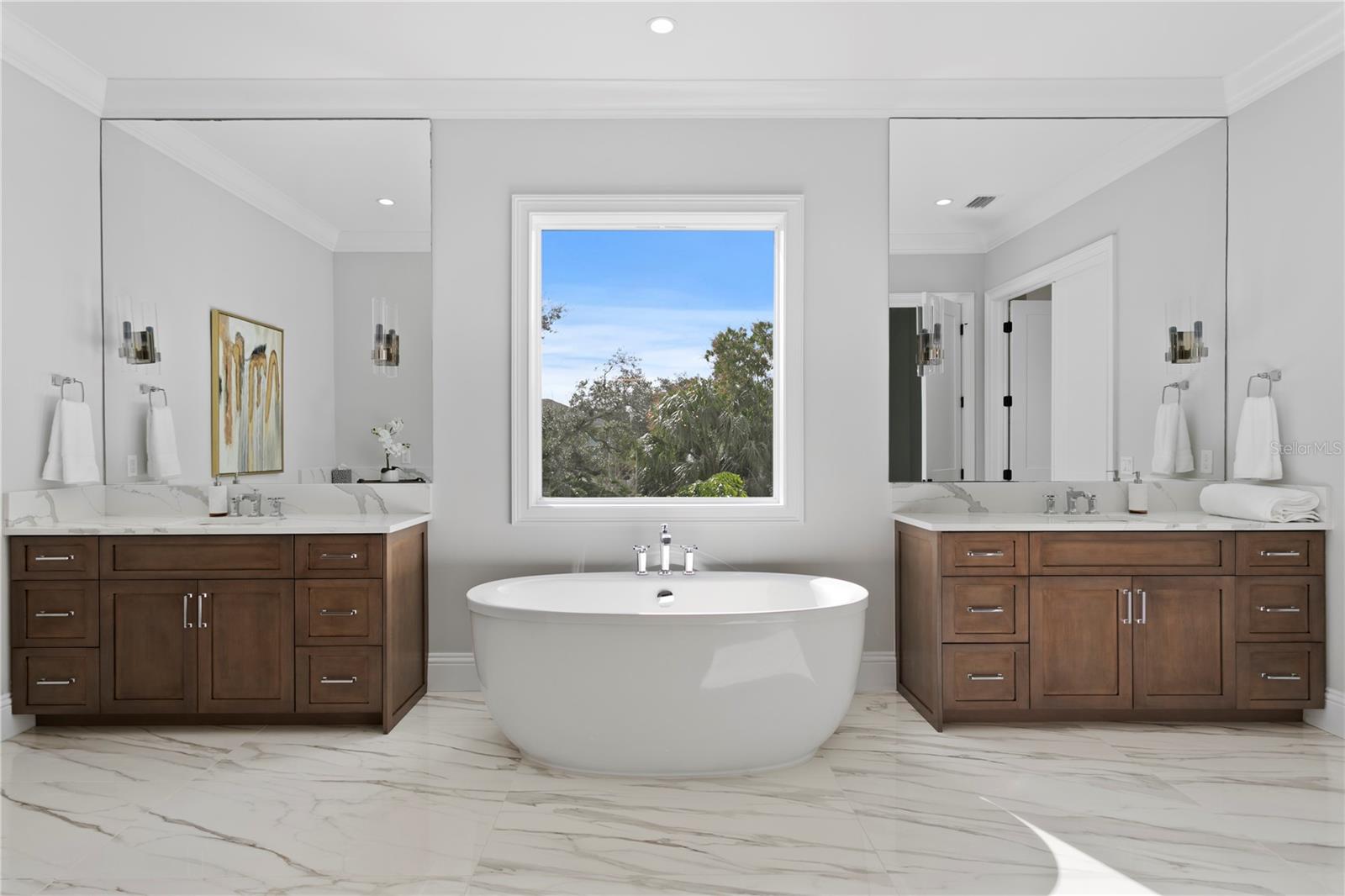 Image 43 of 65 For 4614 Lowell Avenue