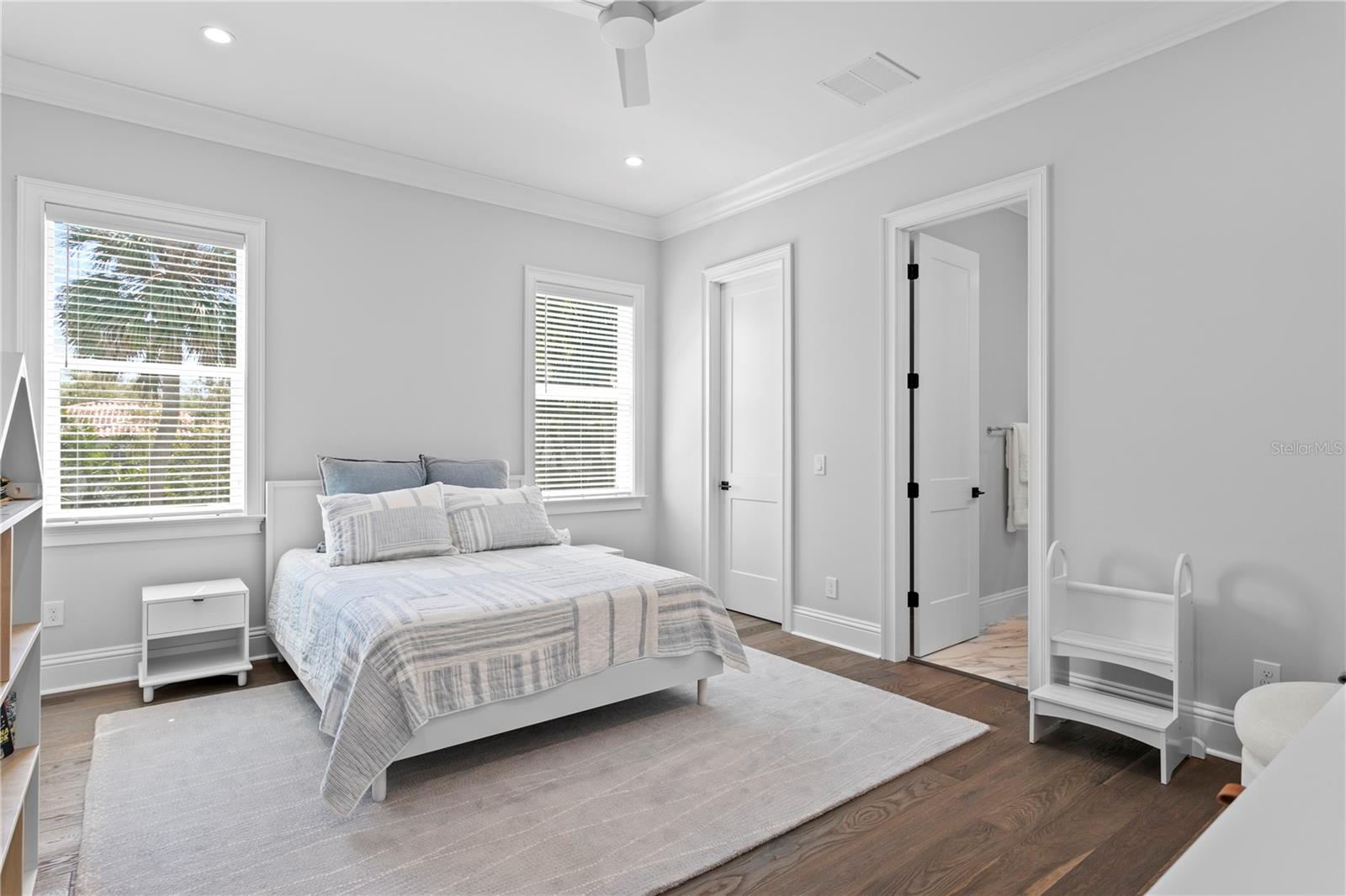 Image 52 of 65 For 4614 Lowell Avenue