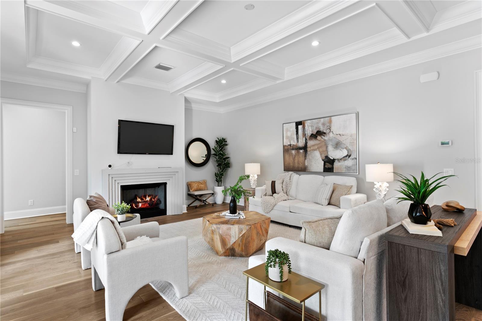 Image 7 of 65 For 4614 Lowell Avenue