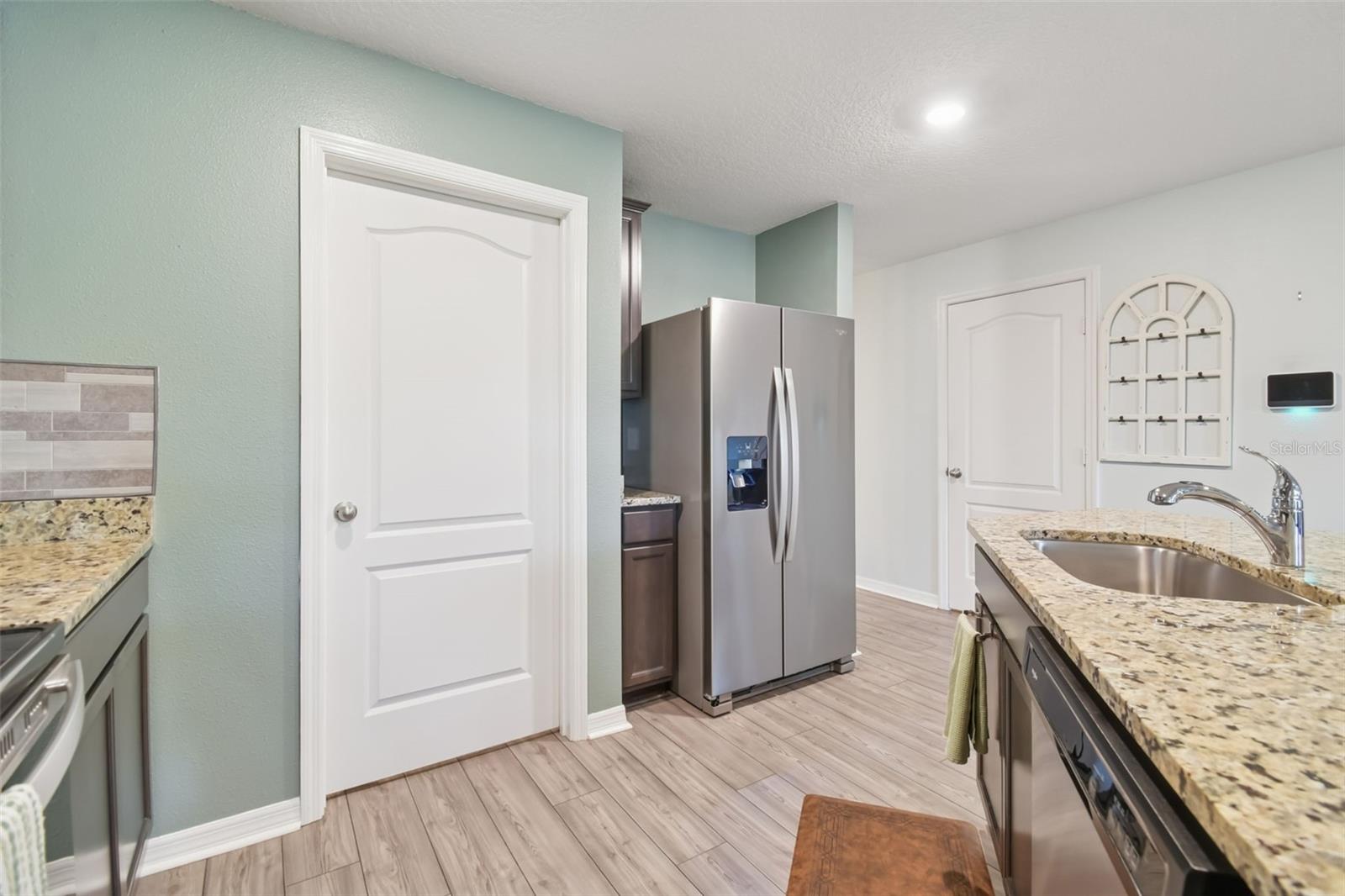 Image 6 of 49 For 5228 New Friendship Place