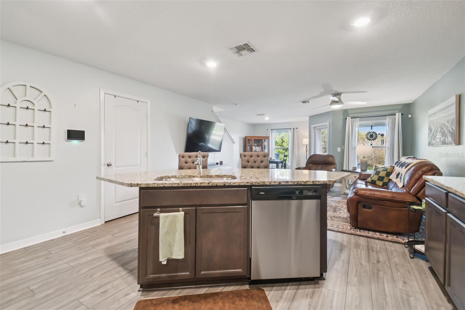 Image 8 of 49 For 5228 New Friendship Place