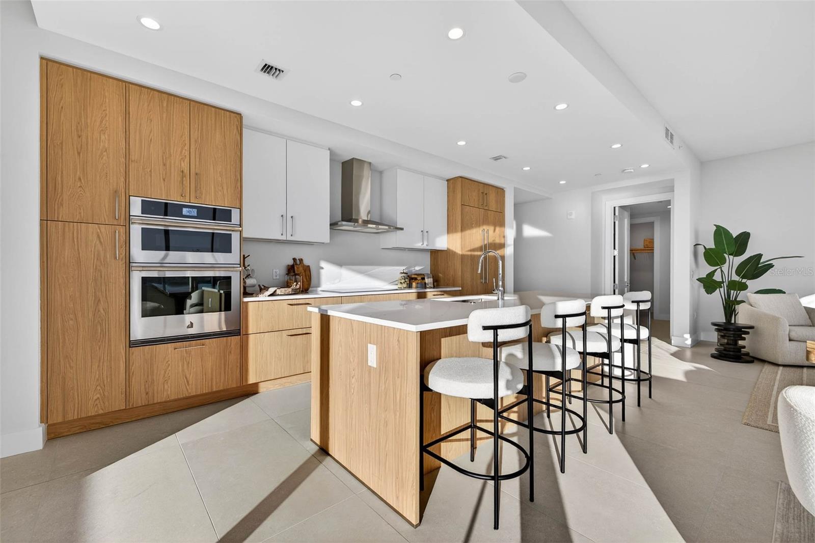 Image 2 of 63 For 275 1st Ave S  2706