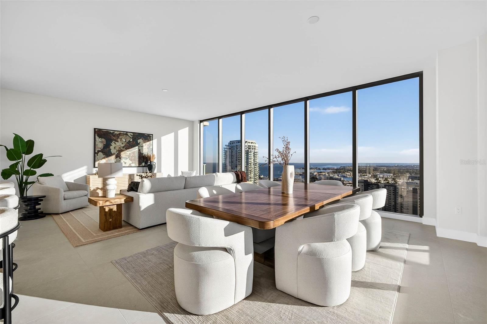 Image 4 of 63 For 275 1st Ave S  2706