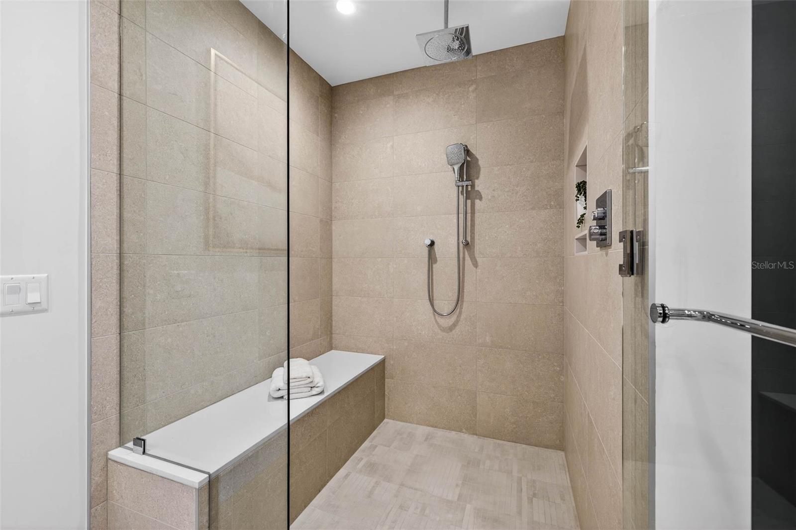 Image 8 of 63 For 275 1st Ave S  2706