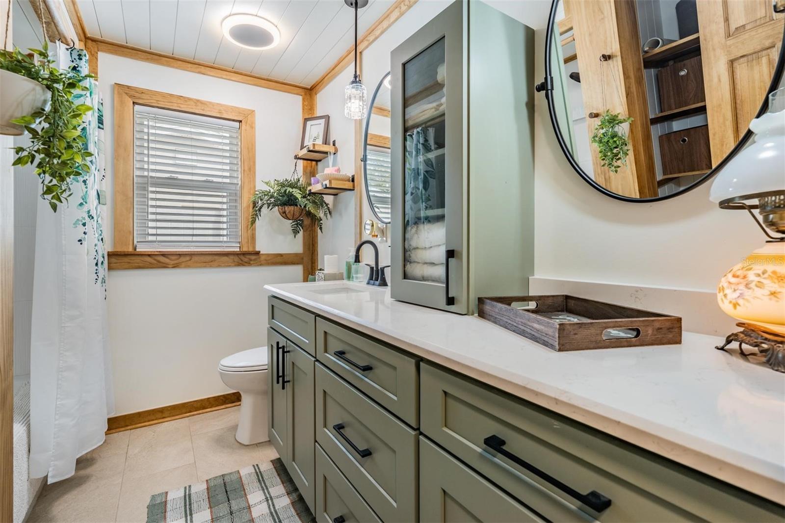 Image 22 of 35 For 2405 Summerlin Drive