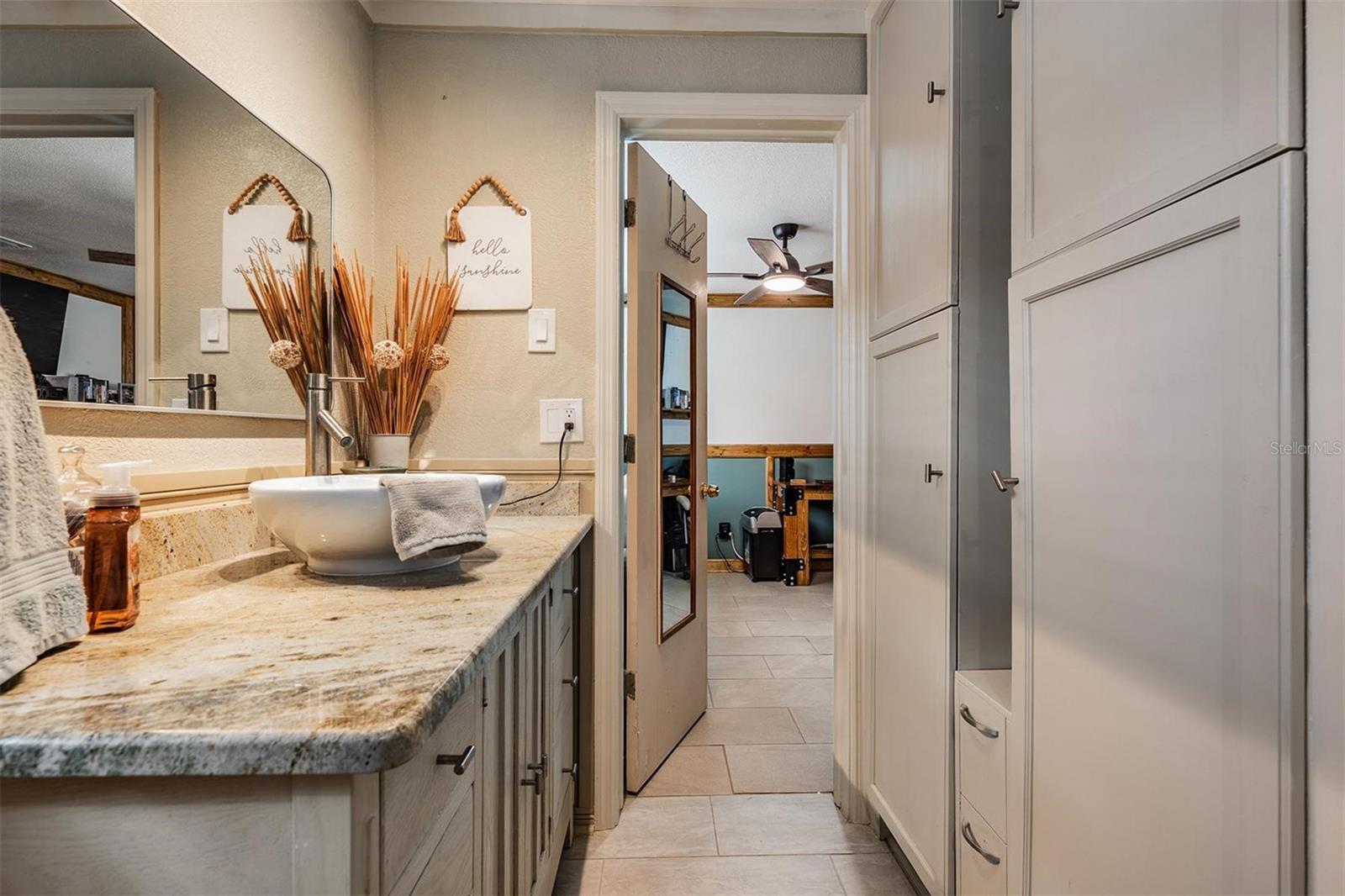 Image 26 of 35 For 2405 Summerlin Drive