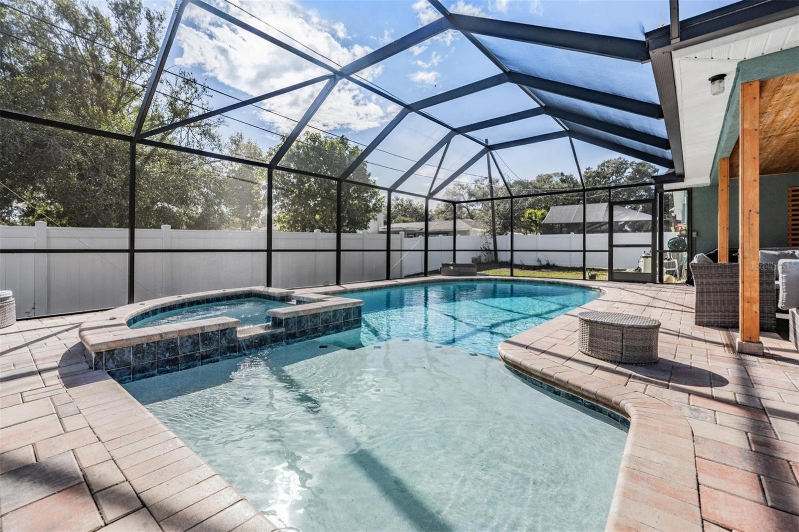 Image 31 of 35 For 2405 Summerlin Drive