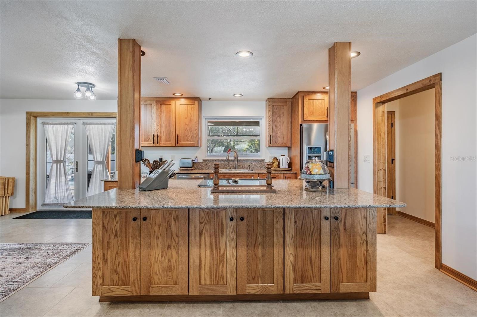 Image 8 of 35 For 2405 Summerlin Drive