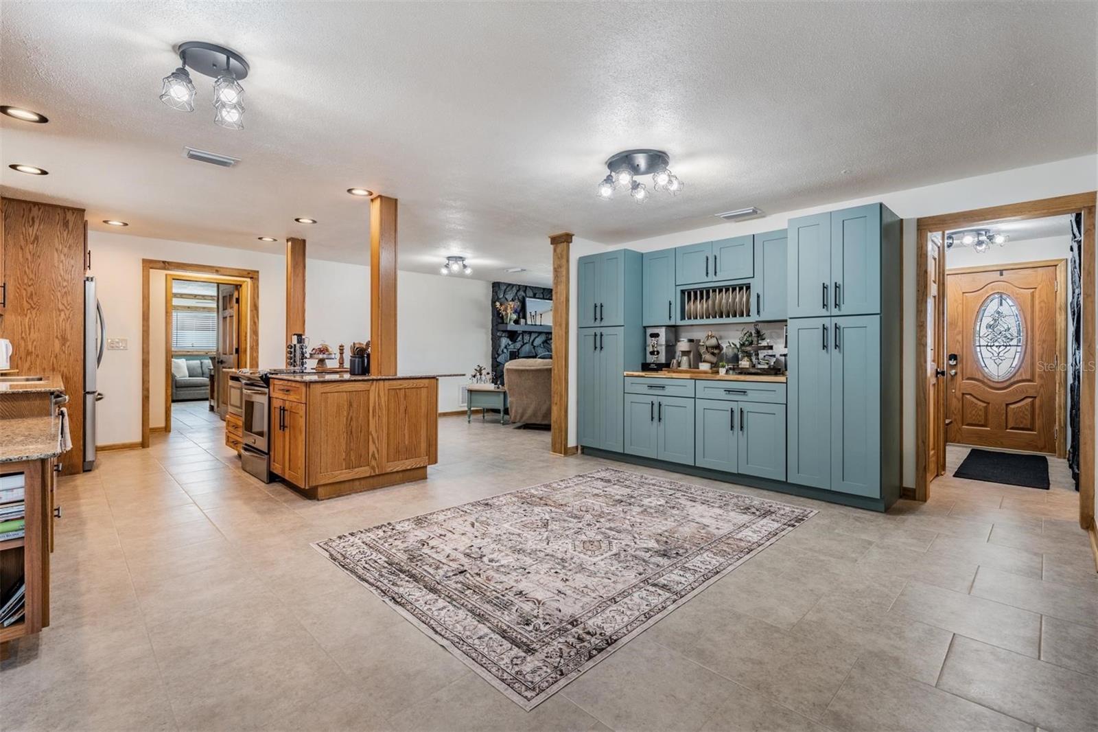 Image 9 of 35 For 2405 Summerlin Drive