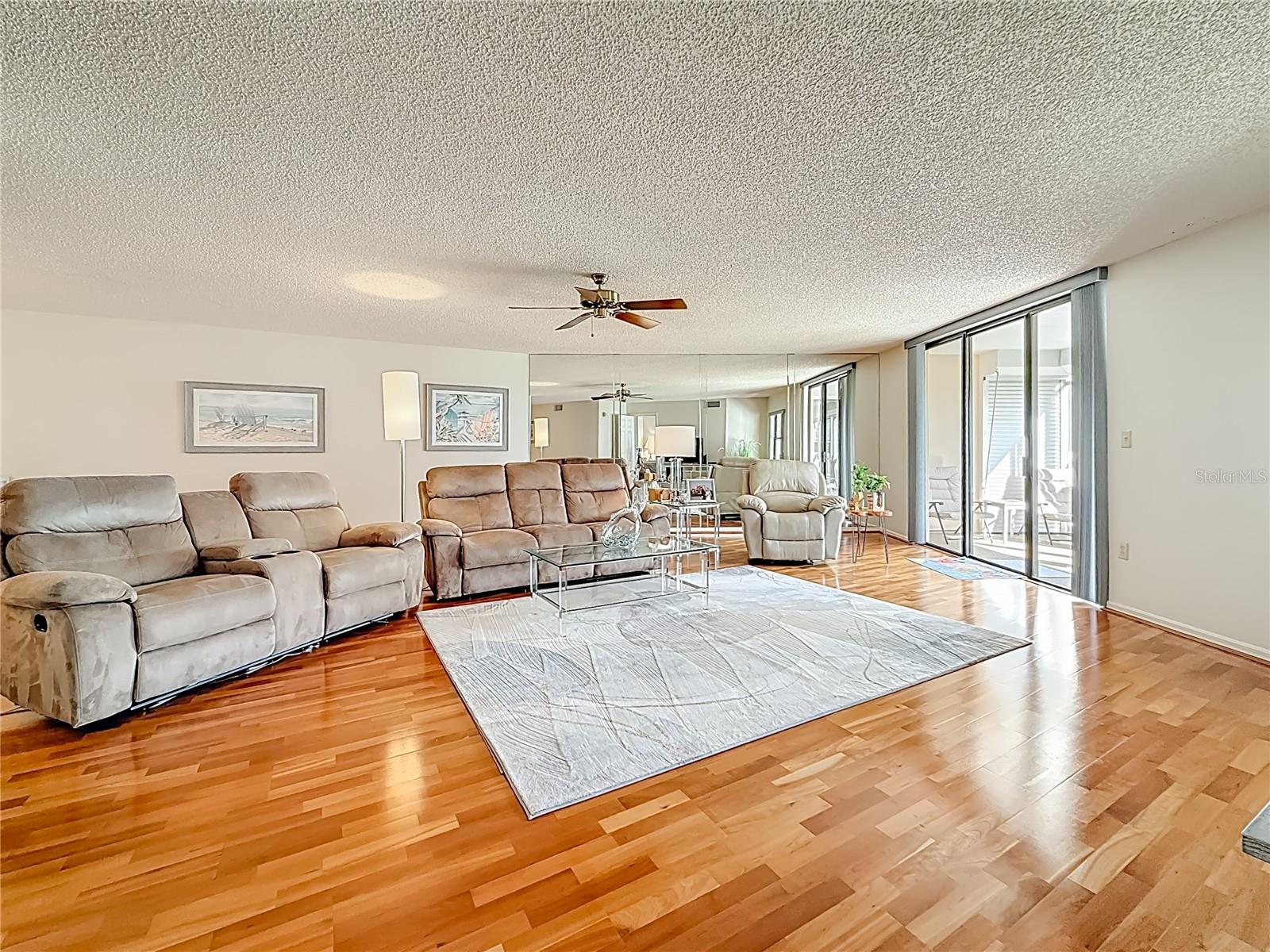 Image 31 of 68 For 6600 Sunset Way  208