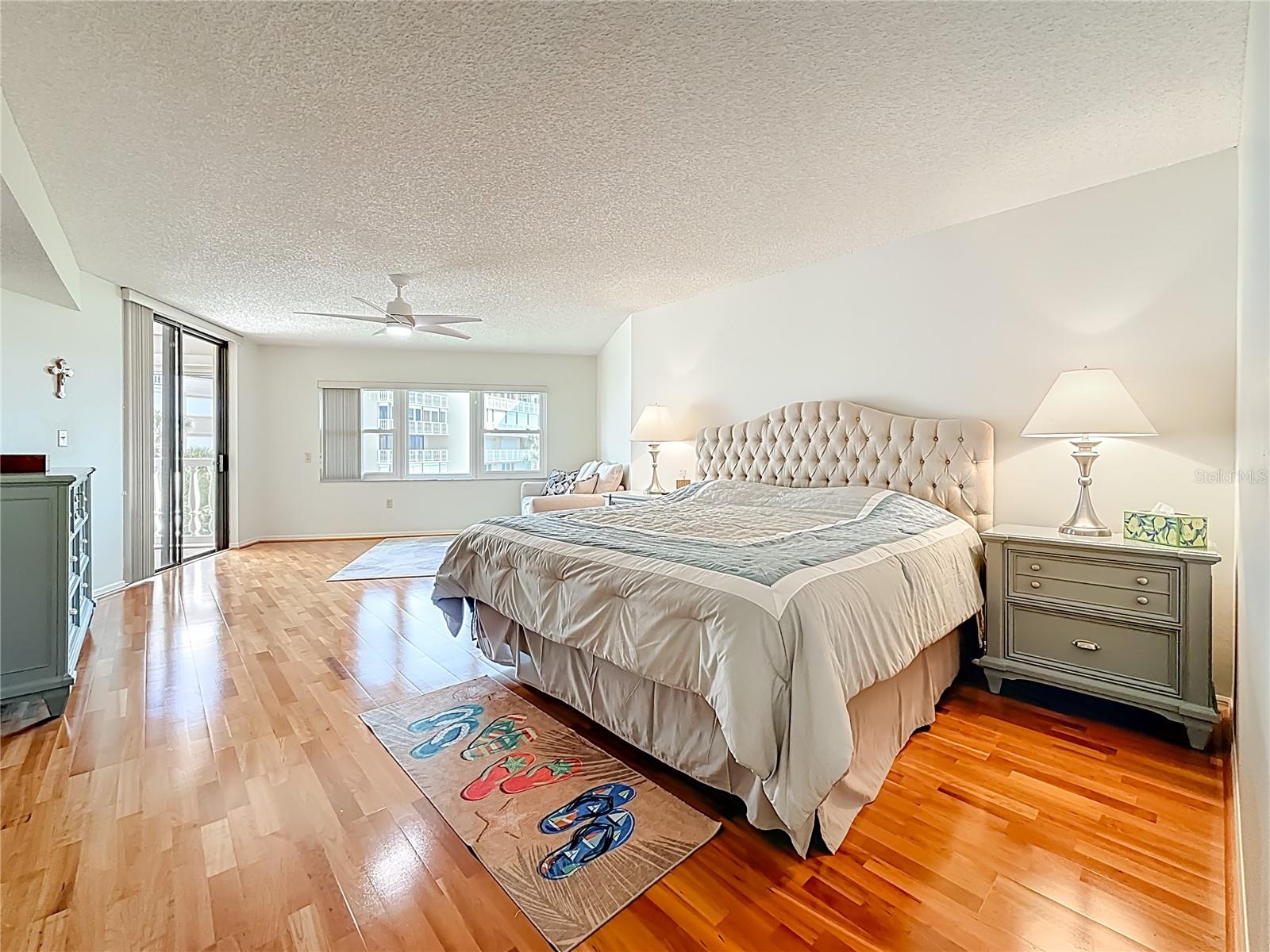 Image 38 of 68 For 6600 Sunset Way  208