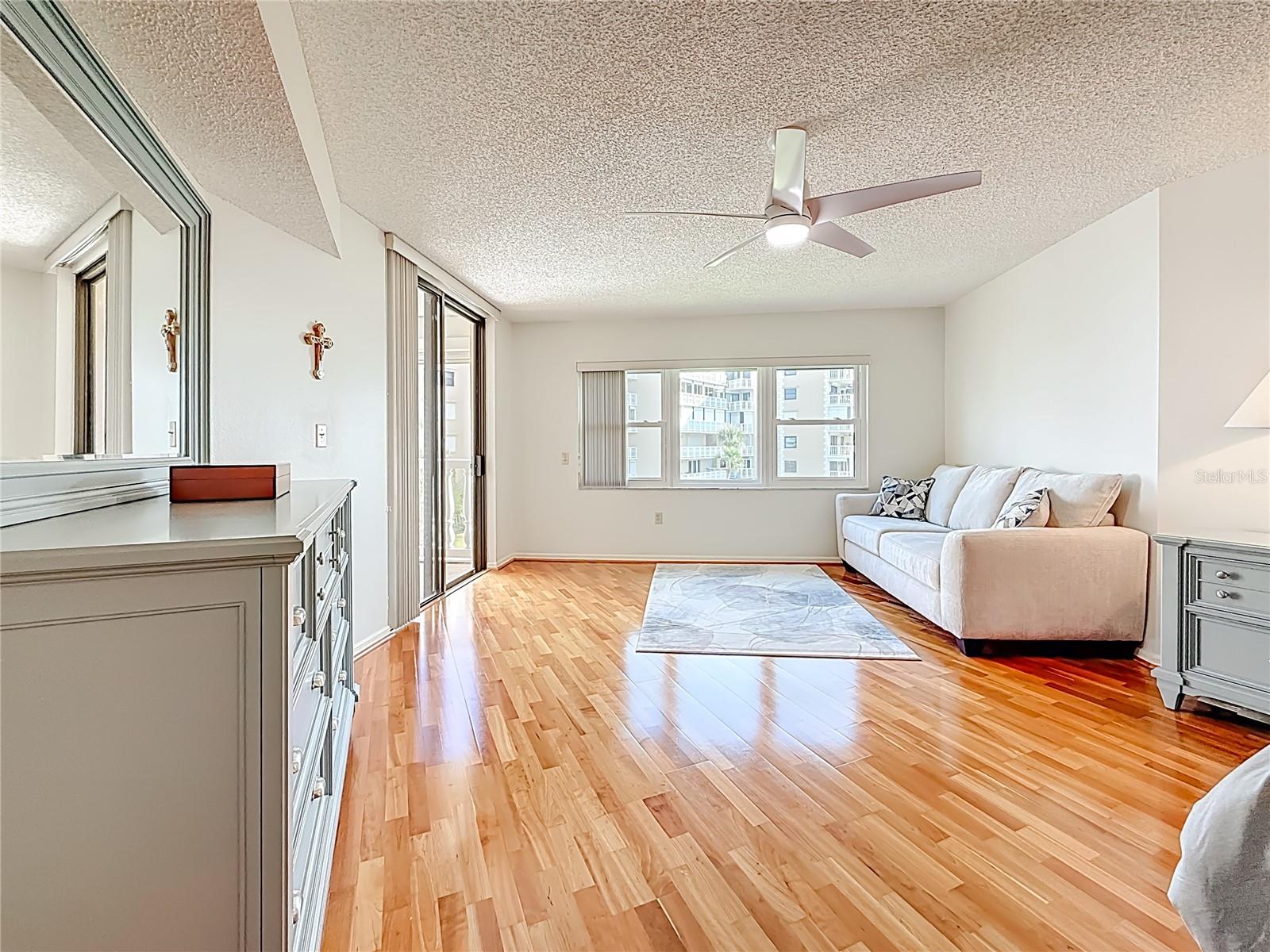 Image 39 of 68 For 6600 Sunset Way  208