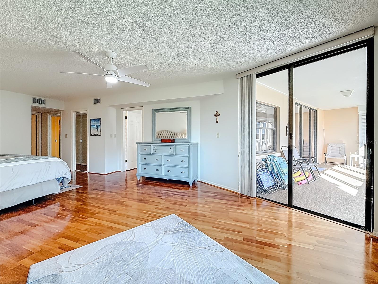 Image 41 of 68 For 6600 Sunset Way  208