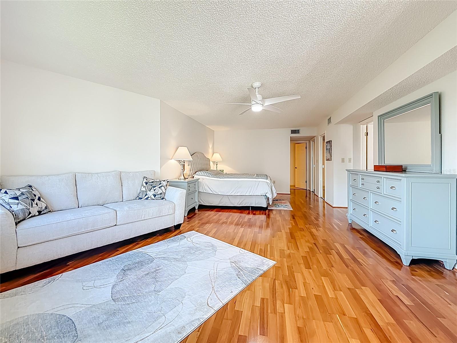 Image 42 of 68 For 6600 Sunset Way  208