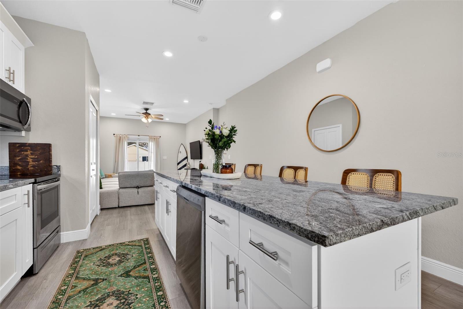 Image 11 of 30 For 4635 6th Avenue S