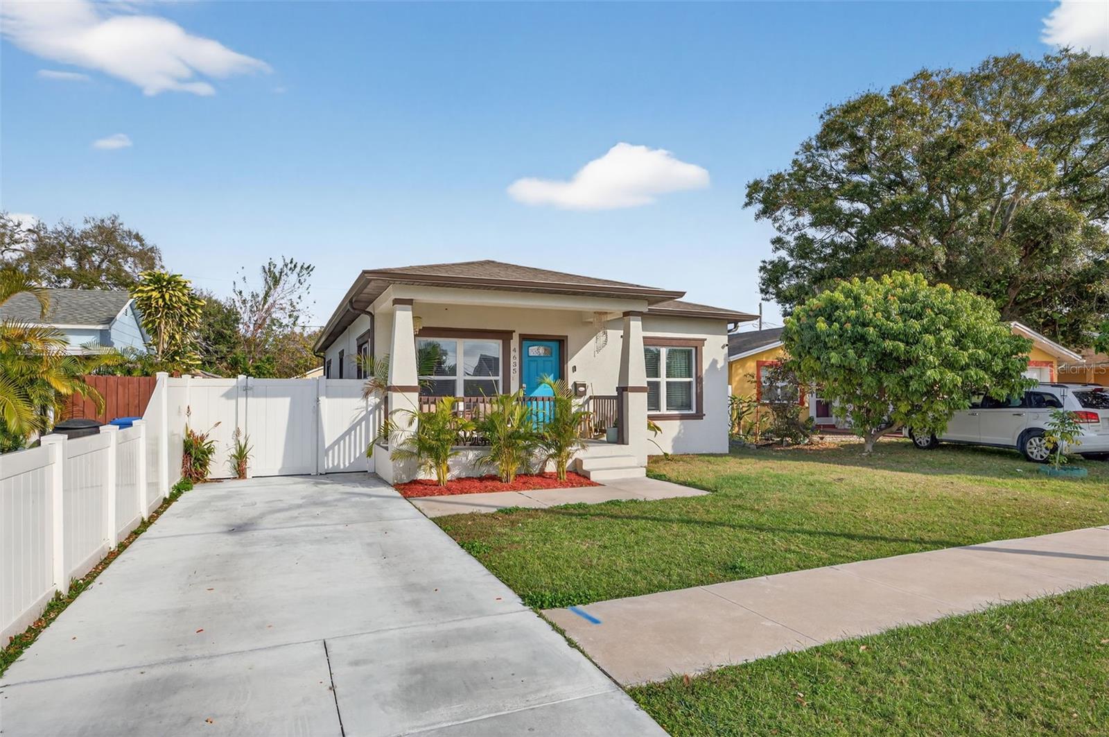 Image 2 of 30 For 4635 6th Avenue S