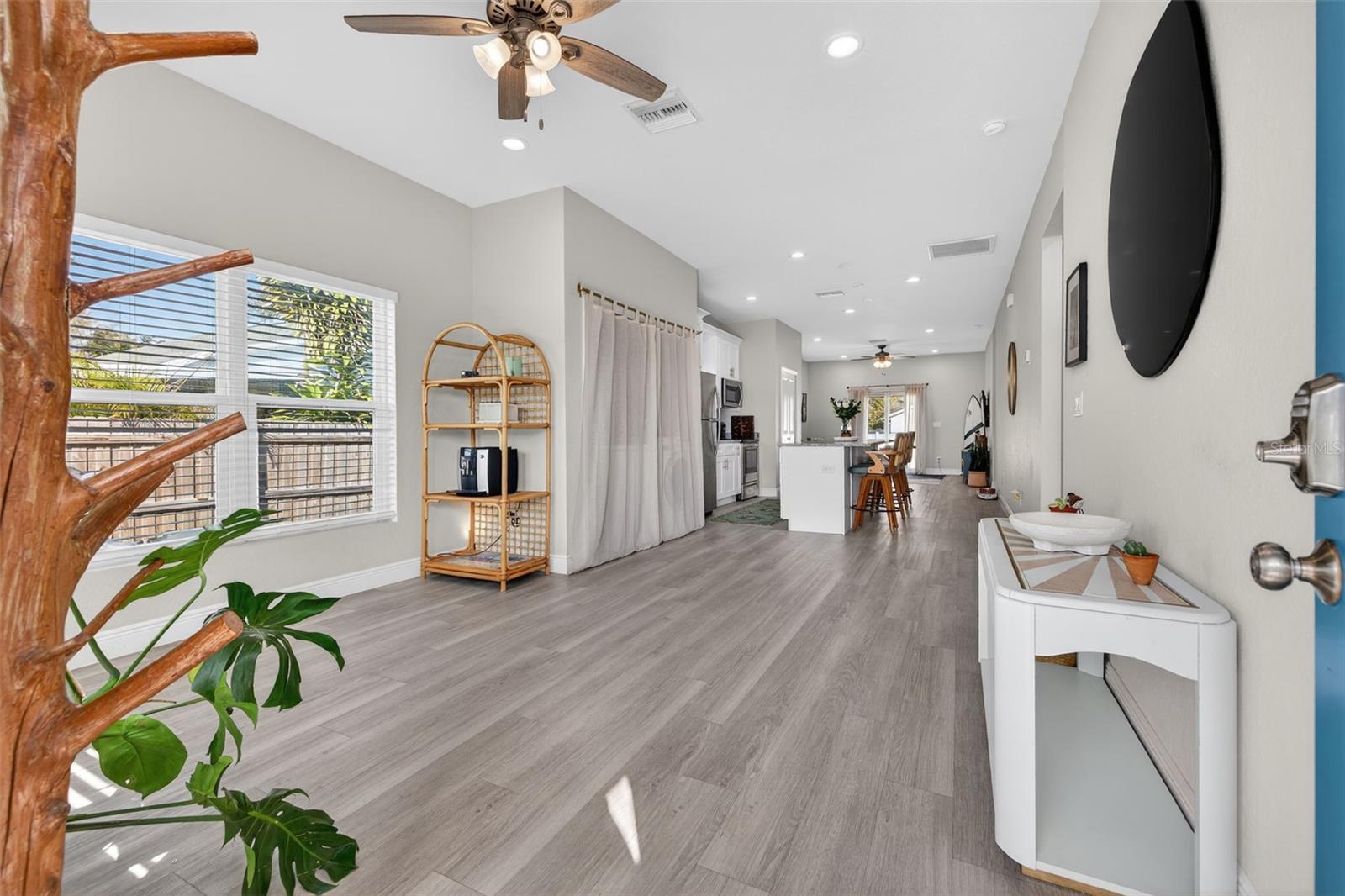 Image 4 of 30 For 4635 6th Avenue S