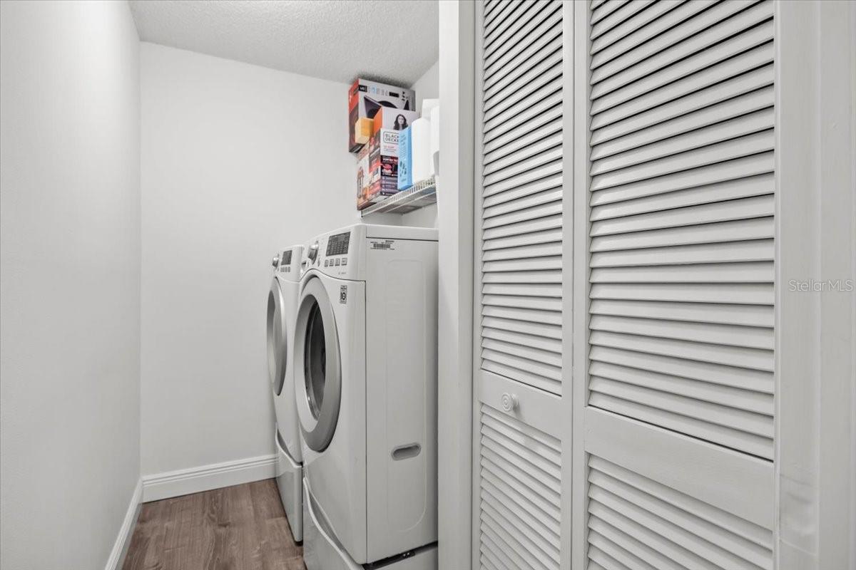 Image 22 of 46 For 110 Parkside Colony Drive