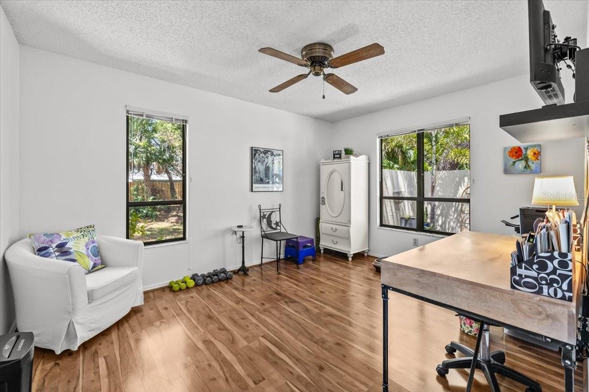 Image 8 of 46 For 110 Parkside Colony Drive