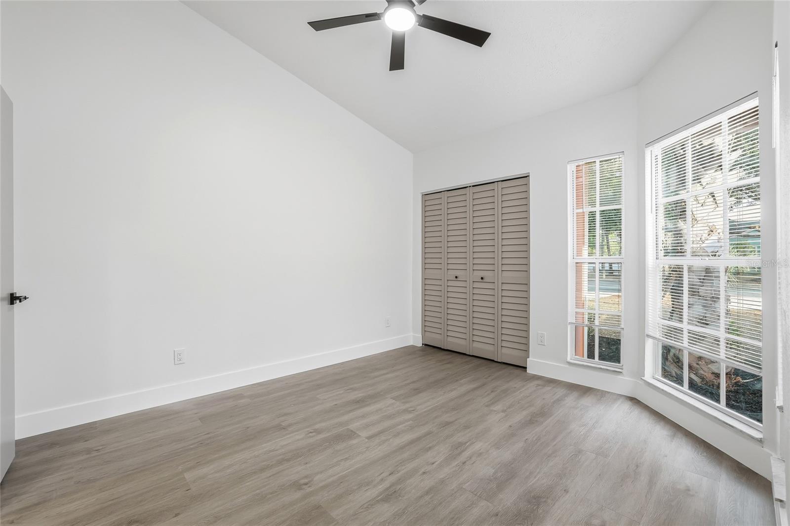 Image 25 of 38 For 9478 Forest Hills Circle