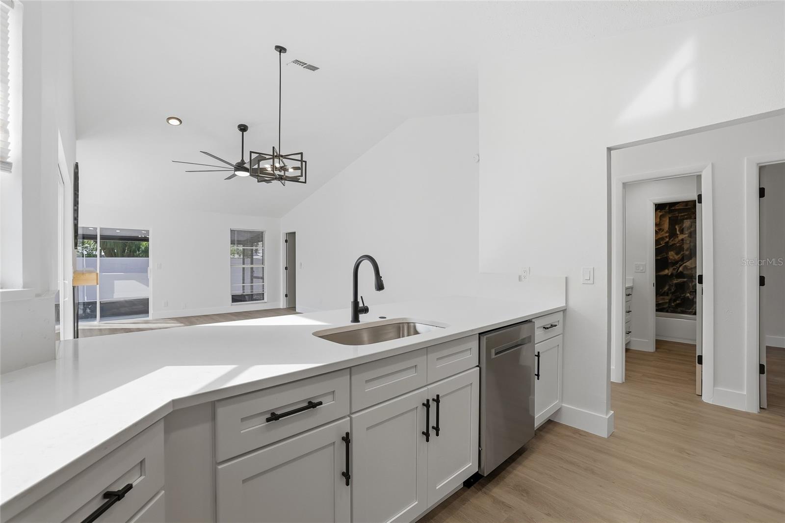 Image 5 of 38 For 9478 Forest Hills Circle