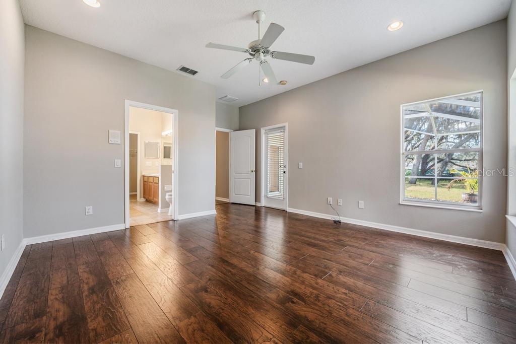 Image 26 of 45 For 16501 Sandhill Crane Drive