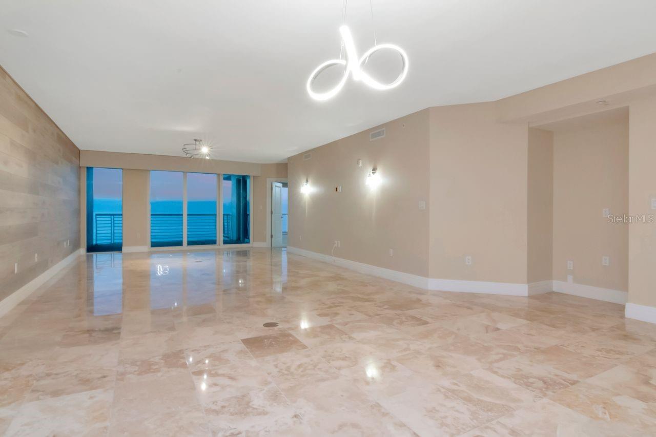 Image 10 of 45 For 1350 Gulf Boulevard 703