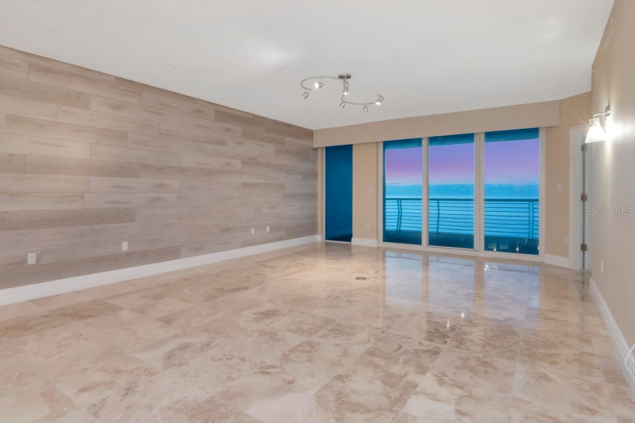 Image 6 of 45 For 1350 Gulf Boulevard 703