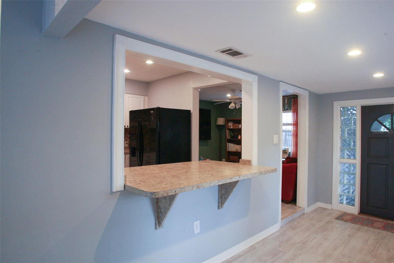 Image 5 of 22 For 5021 37th Avenue N